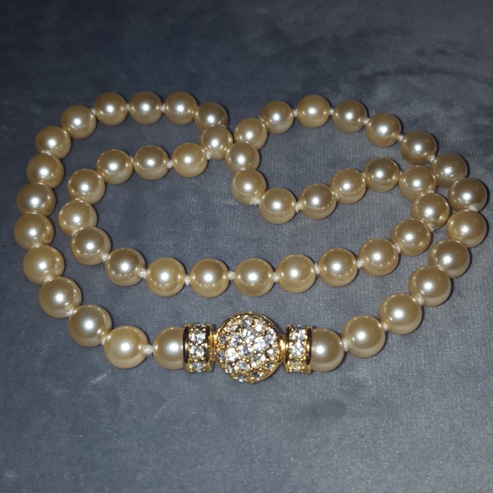 High Quality Faux Champagne Pearl Necklace
